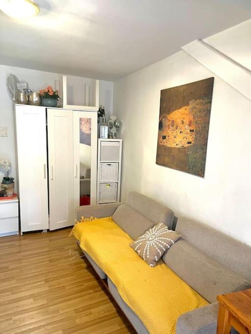 Apartment Near Central Station Curych Exteriér fotografie